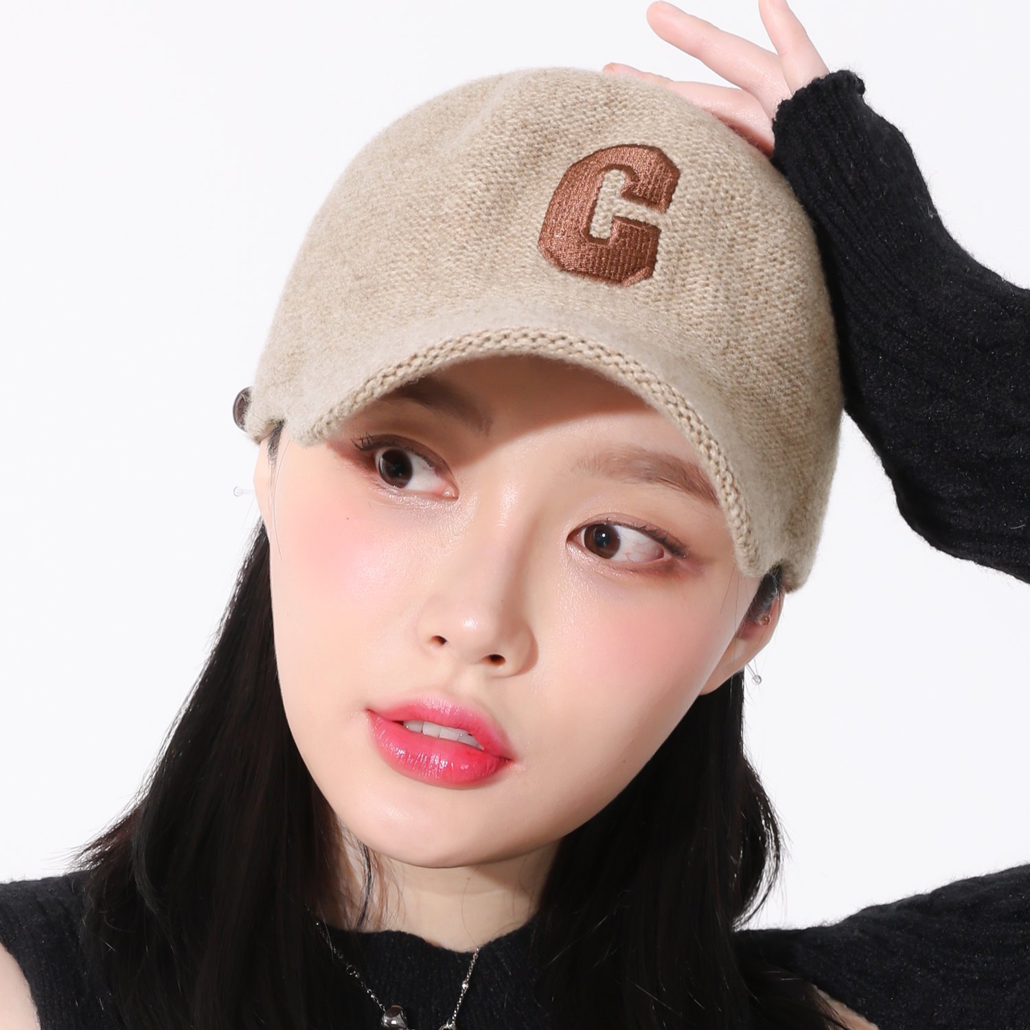 국내생산 여성 겨울 캡모자 부드러운 울 니트 볼캡 c로고 모자 상세 이미지 1