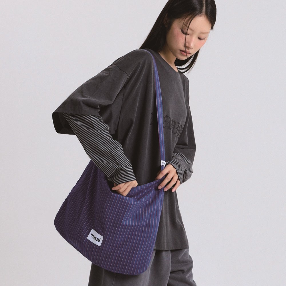 마크니 스트라이프 에코 크로스백 4컬러 상세 이미지 1